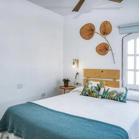 Apartment Chez Carmen Allegranza - Pool View - By Lanzarote