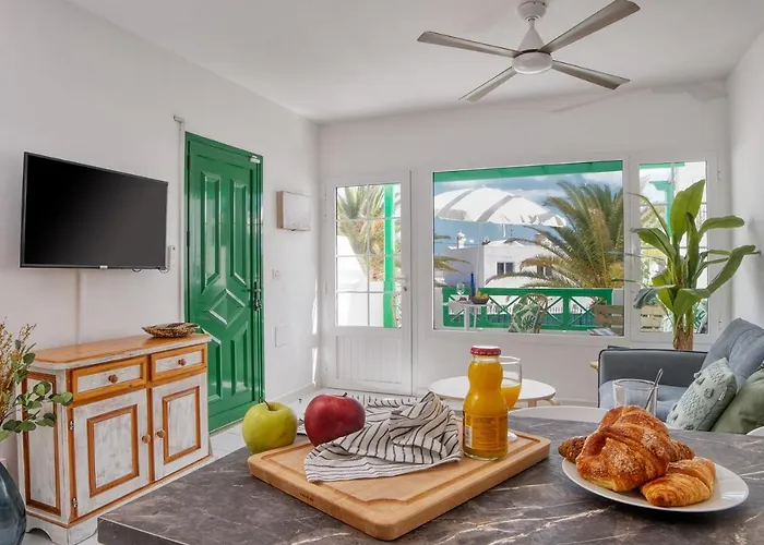 Daire Chez Carmen Allegranza - Pool View - By Lanzarote Puerto del Carmen (Lanzarote)