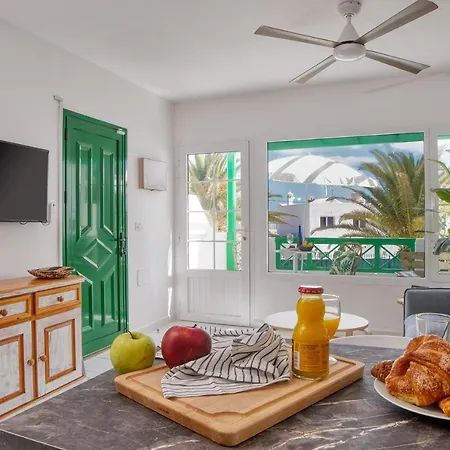 Appartement Chez Carmen Allegranza - Pool View - By Lanzarote Puerto del Carmen (Lanzarote)